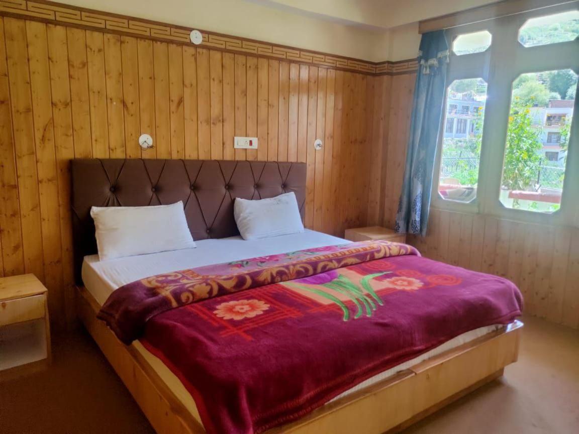 Hotel Lake View Nako Kültér fotó